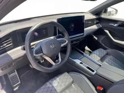 Photo 9 Volkswagen Passat NOUVELLE EHYBRID 272CH DSG6 R LIN