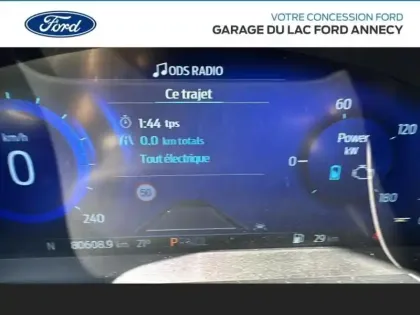 Photo 8 Ford Kuga  2.5 Duratec 190ch FHEV E85 ST-Line BVA