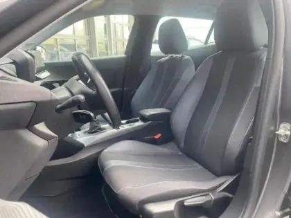 Photo 6 Peugeot 2008  1.2 PureTech 130ch S&S Allure