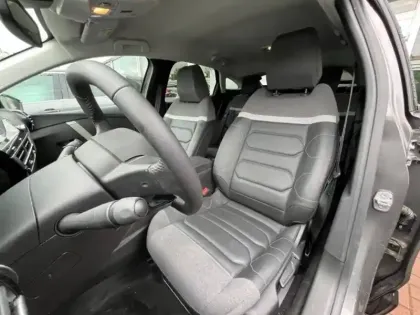 Photo 7 Citroën C4  PureTech 130ch S&S Shine