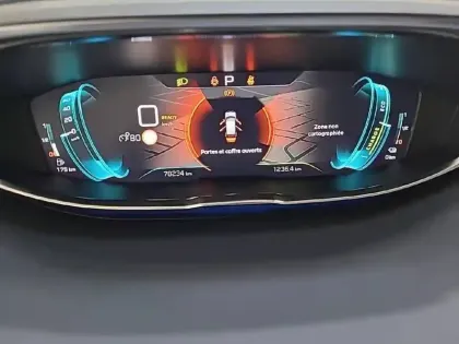 Photo 30 Peugeot 3008  Hybrid 225 e-EAT8