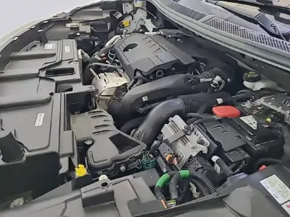 Photo 35 Peugeot 3008  Hybrid 225 e-EAT8