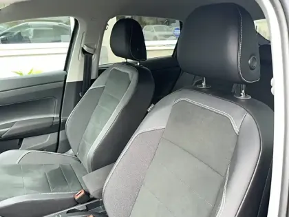 Photo 62 Volkswagen Taigo  1.0 TSI 116 DSG7