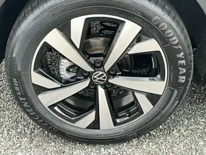 Photo 68 Volkswagen Taigo  1.0 TSI 116 DSG7