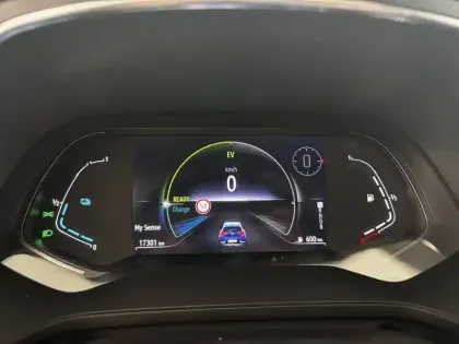 Photo 16 Renault Captur  E-Tech 145 - 21