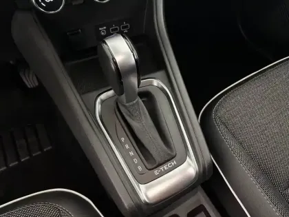 Photo 12 Renault Captur  E-Tech 145 - 21