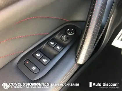 Photo 19 Peugeot 308  PureTech 130ch S&S EAT8 GT Line