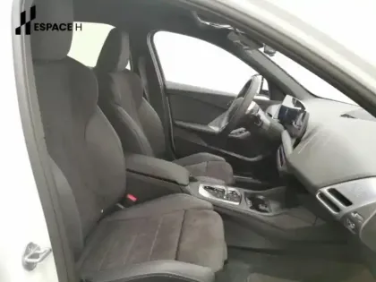 Photo 12 BMW Serie 1 Série 1 120dA 163ch M Sport DKG7