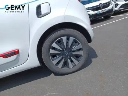 Photo 10 Renault Twingo  III Achat Intégral - 21