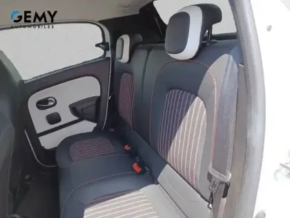 Photo 9 Renault Twingo  III Achat Intégral - 21