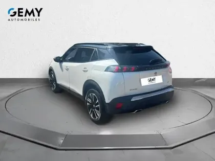 Photo 6 Peugeot 2008  PureTech 155 S&S EAT8