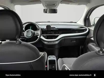 Photo 47 Fiat 500  e 95 ch