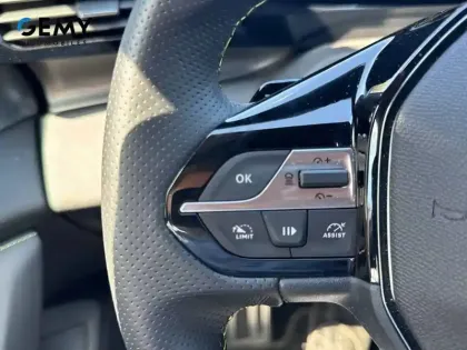 Photo 17 Peugeot 308  PHEV 180 e-EAT8