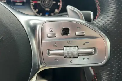 Photo 81 Mercedes Classe E  Break 53 EQBoost 9G-Tronic 4-Matic+