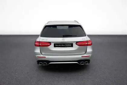 Photo 33 Mercedes Classe E  Break 53 EQBoost 9G-Tronic 4-Matic+