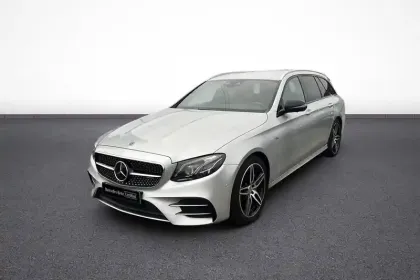 Photo 58 Mercedes Classe E  Break 53 EQBoost 9G-Tronic 4-Matic+