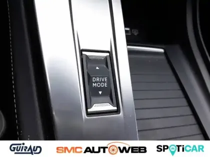 Photo 16 Peugeot 308  PureTech 130ch S&S EAT8