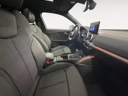 Photo 33 Audi Q2  35 TFSI 150 S tronic 7