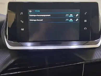 Photo 22 Peugeot 2008  BlueHDi 130 S&S EAT8