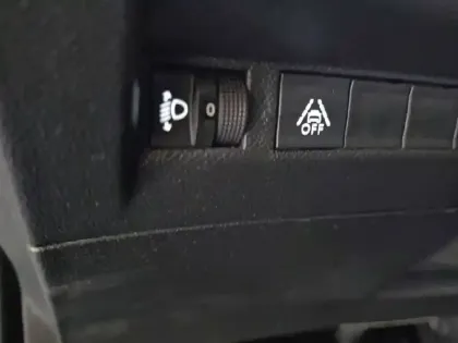 Photo 58 Peugeot 2008  BlueHDi 130 S&S EAT8