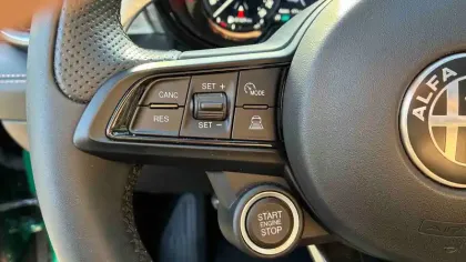 Photo 53 Alfa Romeo Tonale  1.3 Ibrida Plug-In 280ch AT6 e-Q4