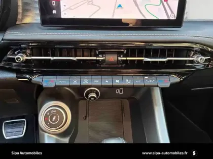 Photo 46 Alfa Romeo Tonale  1.3 Ibrida Plug-In 280ch AT6 e-Q4