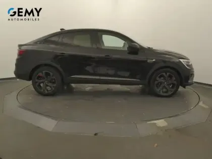 Photo 24 Renault Arkana  E-Tech 145 - 21B