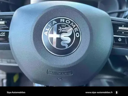 Photo 90 Alfa Romeo Junior  Elettrica 156 ch