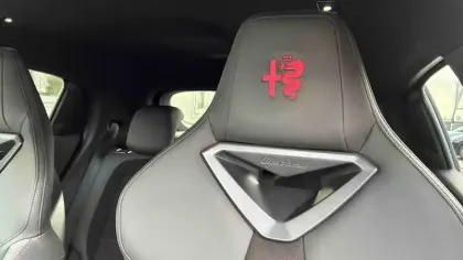 Photo 69 Alfa Romeo Junior  Elettrica 156 ch