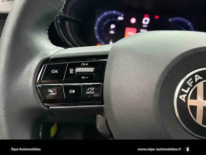 Photo 128 Alfa Romeo Junior  Elettrica 156 ch