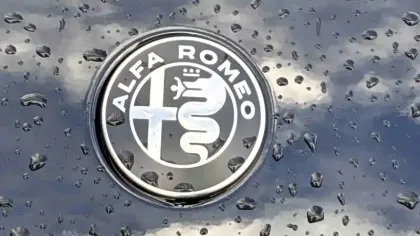 Photo 55 Alfa Romeo Junior  Elettrica 156 ch