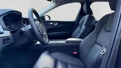 Photo 39 Volvo Xc60  T6 AWD Hybride rechargeable 253 ch+145 ch Geartronic 8