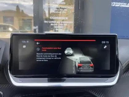 Photo 13 Peugeot 2008 II PureTech 130 S&amp;S GT