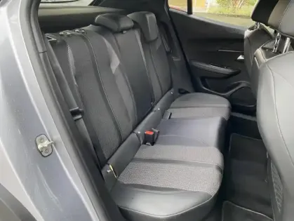 Photo 23 Peugeot 2008 II PureTech 130 S&amp;S GT