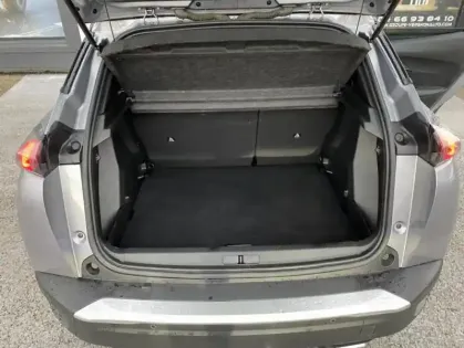 Photo 16 Peugeot 2008 II PureTech 130 S&amp;S GT