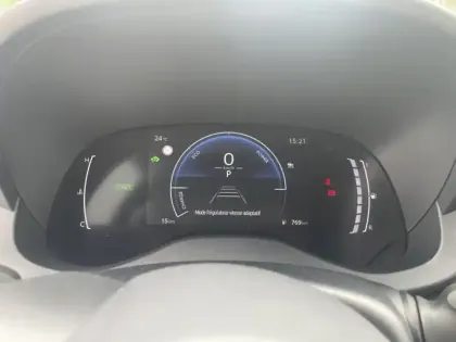 Photo 7 Toyota Yaris Hybride 116h Design PAC