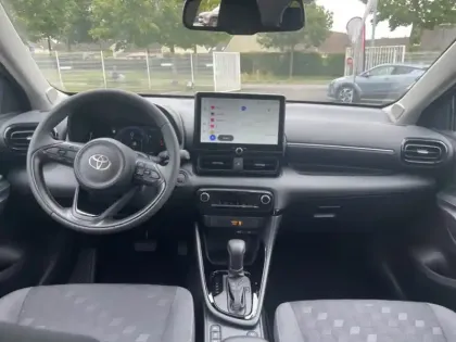 Photo 13 Toyota Yaris Hybride 116h Design PAC