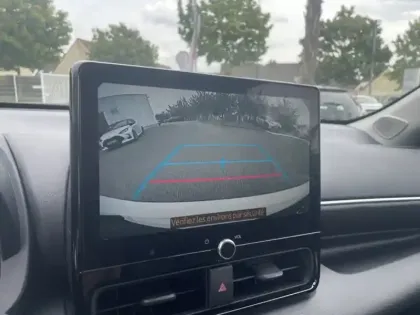 Photo 14 Toyota Yaris Hybride 116h Design PAC