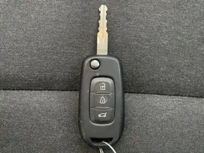 Photo 40 Renault Clio TCe 90 Equilibre 5p