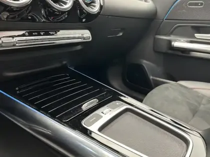 Photo 13 Mercedes Classe B 250 e AMG Line