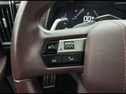 Photo 29 DS DS 9  PureTech 225ch Rivoli+ Automatique