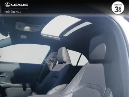 Photo 8 Lexus UX  300e Executive