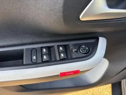 Photo 8 Citroën C3 Aircross  1.2 Hybride 145ch MAX