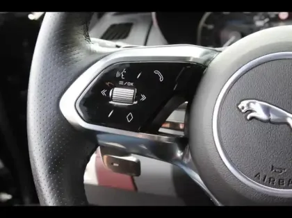 Photo 27 Jaguar E-Pace  P300e PHEV 309ch R-Dynamic S