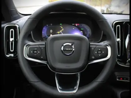 Photo 28 Volvo C40  Recharge Extended Range 252ch Plus