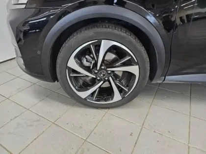 Photo 8 DS DS 7  Crossback E-TENSE 4x4 300ch Rivoli