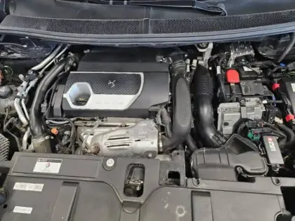 Photo 9 DS DS 7  Crossback E-TENSE 4x4 300ch Rivoli