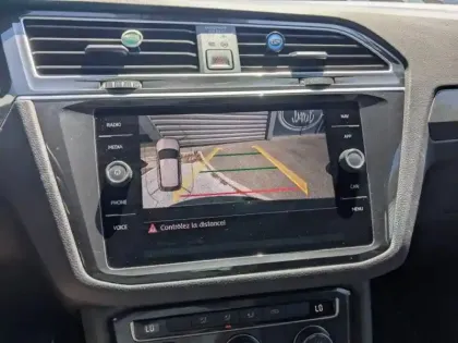 Photo 13 Volkswagen Tiguan  1.5 TSI EVO 150ch Confortline Euro6d-T