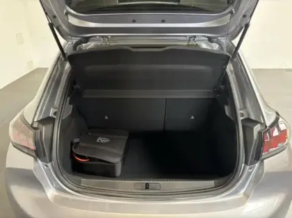 Photo 5 Peugeot 208  e- 136ch Style