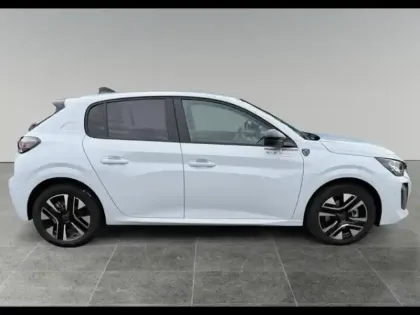 Photo 5 Peugeot 208  100 Allure GPS / CAMERA 360 / LED